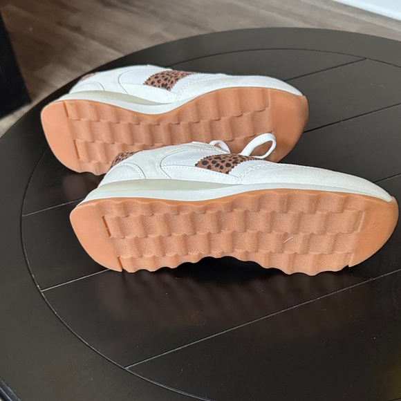 ✨ Steve Madden - Cheetah Sneakers – Size 7.5 (Brand New!) ✨ - Picture 6 of 7